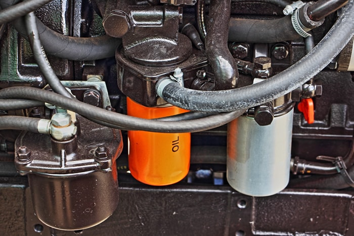 Hydraulic oil cleaning